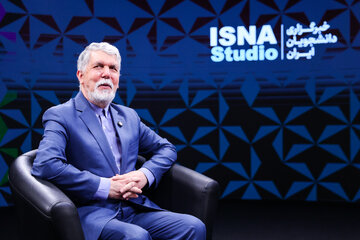 حضور سید عباس صالحی، وزیر فرهنگ و ارشاد اسلامی در ایسنا