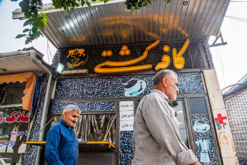 کافه کشتی در جویبار محلی برای دورهمی کشتیگیران و ورزشکاران جویباری است.