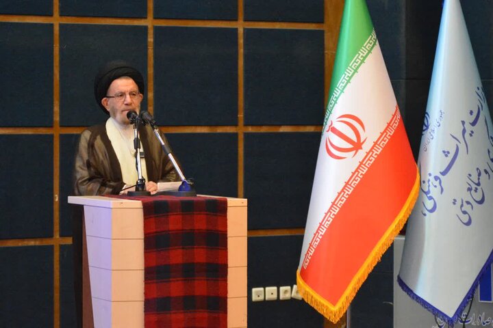 نماینده ولی‌فقیه در لرستان: زیرساخت‌های گردشگری استان باید تکمیل شود