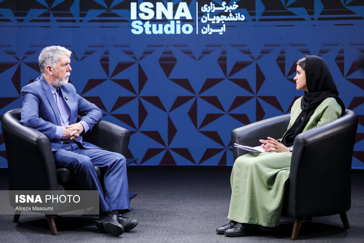 صالحی: مراقب باشیم با عنوان «مقابله با نفوذ»، گرفتار دام دشمنان نشویم