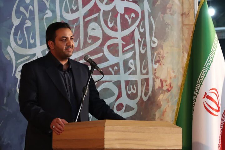 برگزیدگان سوگواره ملی «سرو سرخ؛ خاک مقدس» در کرمان تجلیل شدند