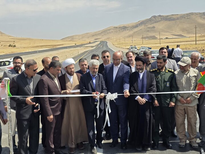 افتتاح بزرگراه شهید ایزدی در شرق استان کرمانشاه/ چهاربانده شدن مسیری پرحادثه