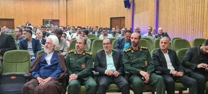 جهت‌گیری مسئولان باید بیش از گذشته متوجه محرومان و اقشار کم‌درآمد باشد