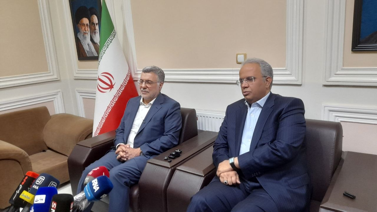 برنامه وزارت بهداشت برای رفع کمبود پزشک در مناطق محروم/علت افزایش قیمت اقلام دارویی