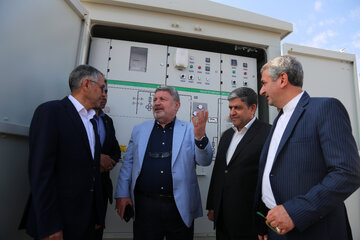 آئین افتتاح نیروگاه خورشیدی 3.2 مگاواتی میرزا رحیم‌لوی نمین با حضور الیاس حضرتی رئیس شورای اطلاع‌رسانی دولت