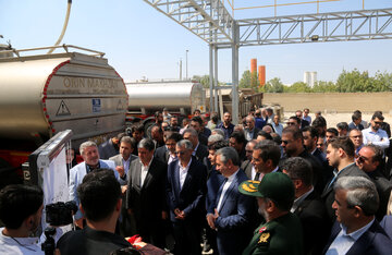 آئین افتتاح طرح توسعه فرمالین، چسب و MDF گروه صنعتی آرتاویل در استان اردبیل با حضور الیاس حضرتی رئیس شورای اطلاع‌رسانی دولت