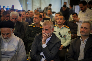 افتتاح نیروگاه خورشیدی ۷۲ مگاواتی اسفراین در دومین روز سفر وزیر نیرو به خراسان شمالی