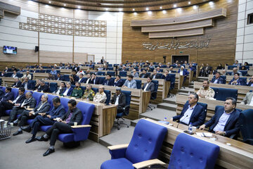  جلسه شورای اداری در دومین روز سفر وزیر نیرو به خراسان شمالی