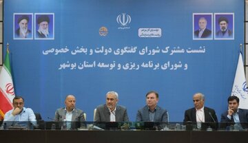 وزیر اقتصاد: قوانین دست‌وپاگیر مانع تولید و سرمایه‌گذاری شده‌اند