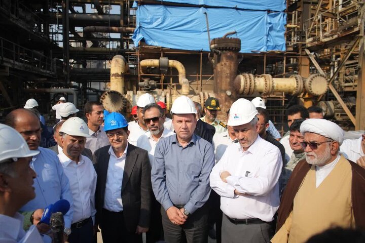 وزیر اقتصاد: محدودیتی برای تأمین مالی بازسازی پارس جنوبی وجود ندارد