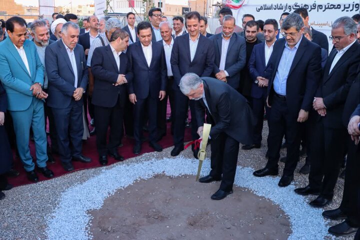 گردشگری پیشران دیپلماسی فرهنگی است/ یزد؛ شهری زنده با ظرفیت‌های بی‌نظیر جهانیست