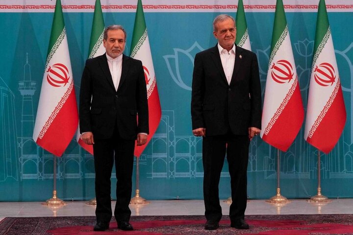 پیام قدردانی عراقچی از پزشکیان؛ در خط مقدم دیپلماسی برای صیانت از منافع ملی گام برمی‌داریم