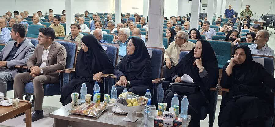طرح «دست‌های مهربان» راه‌حلی برای ایجاد فضایی خانواده محور برای سالمندان