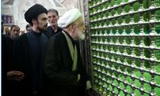 حضور مهدی کروبی در حرم امام(ره)