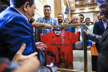 افتتاح ۵ پروژه شرکت ملی صنایع مس ایران در شهربابک در ارتباط ویدئوکنفرانس با رئیس جمهور با حضور سید محمد اتابک وزیر صنعت، معدن و تجارت