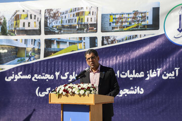 سخنرانی عبدالرضا جوان‌جعفری، رئیس دانشگاه فردوسی مشهد در آیین آغاز عملیات احداث پروژه بلوک ۲ مجتمع مسکونی دانشجویان متاهل در دانشگاه فردوسی 