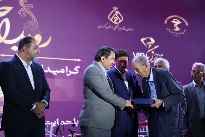 حمایت از حقوق پزشکان و بیماران دو روی یک سکه است/ نظام ارجاع، درمان دردهای جامعه