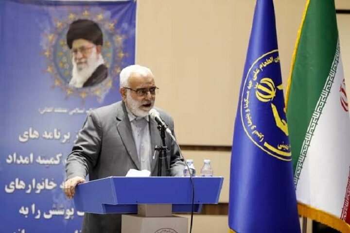 بختیاری: ۱۰ درصد پیله ابریشم در کشور توسط کمیته امداد تولید می‌شود