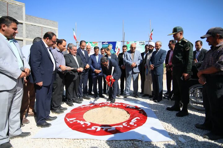 افتتاح و آغاز عملیات اجرایی ۴ طرح عمرانی ،آموزشی، گلخانه‌ و برق رسانی در رزن