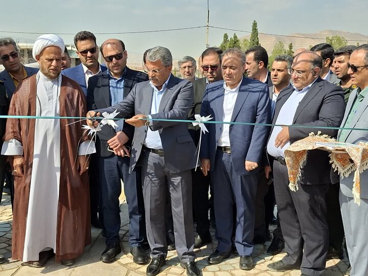 ۲۳ پروژه با اعتبار ۲۸۰ میلیارد تومان در زرقان افتتاح شد