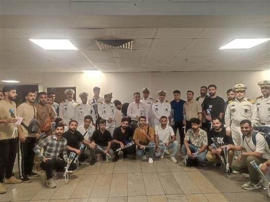 بازگشت کارکنان «ناو لاوان» به کشور پس از ۷ ماه