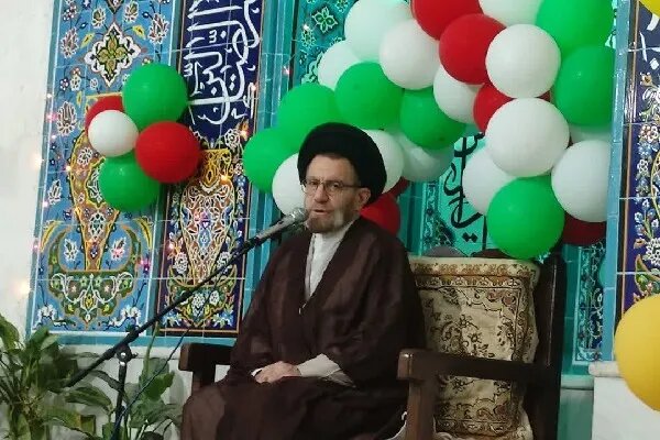 نماینده ولی‌ فقیه در لرستان: مسجد محور هویت دینی و اجتماعی جامعه است