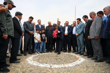 آغاز عملیات اجرایی نخستین شهرک تخصصی تولید گل و گیاهان زینتی کشور در اسدآباد