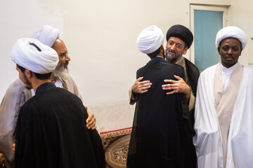 در حاشیه مراسم عمامه گذاری طلاب در روز میلاد پیامبر گرامی اسلام(ص) و امام جعفر صادق(ع) - قم