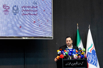 افتتاحیه بیست‌ونهمین نمایشگاه بین‌المللی الکامپ با حضور وزیر ارتباطات