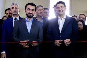  ستار هاشمی و مصطفی جبار سند وزیران ارتباطات و فناوری اطلاعات ایران و عراق در مراسم افتتاح بیست‌ونهمین نمایشگاه بین‌المللی الکامپ 