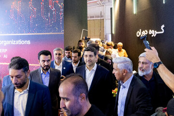  ستار هاشمی و مصطفی جبار سند وزیران ارتباطات و فناوری اطلاعات ایران و عراق در مراسم افتتاح بیست‌ونهمین نمایشگاه بین‌المللی الکامپ 
