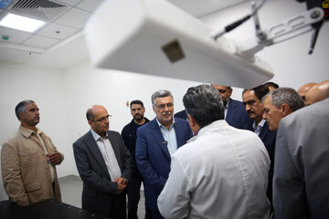 بازدید وزیر بهداشت از مرکز سایبرنایف بیمارستان امام رضا(ع) مشهد