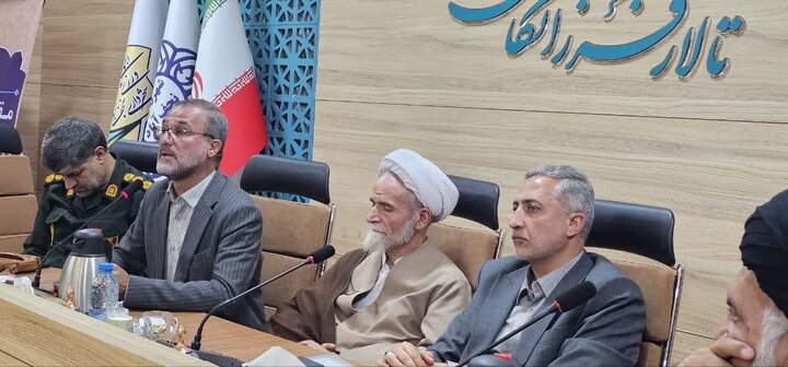 معاون استاندار: توسعه خدمات در استان اصفهان با وجود خسارت‌های جنگ متوقف نشده است