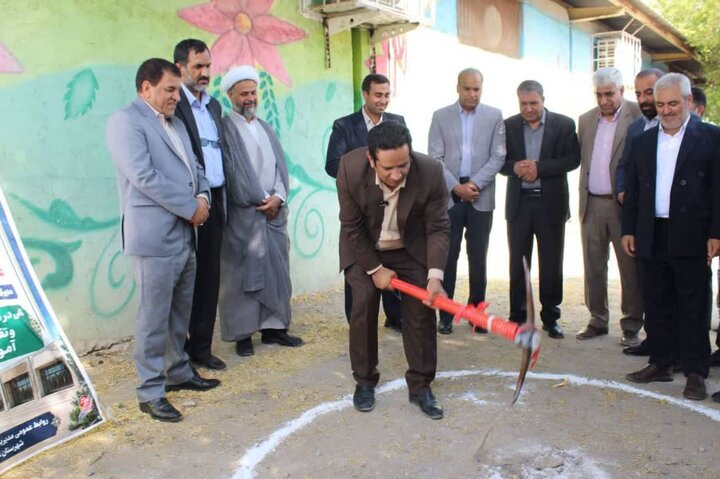 رشد ۳۰ برابری سرانه ایابوذهاب دانشآموزان در کرمان/ کلنگزنی ۸ واحد تجاری در عنبرآباد