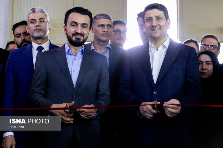 افتتاحیه بیست‌ونهمین نمایشگاه بین‌المللی الکامپ با حضور وزیر ارتباطات