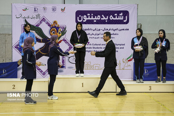 تهرانی‌ها روی سکوی بدمینتون المپیاد دانشجویان دختر ایستادند