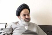 ابوالحسن نواب: جنگ و صلح از اختیارات رهبری است اجتهاد نکنید