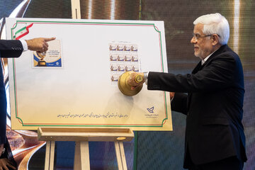 محمدرضا عارف، معاون اول رئيس‌جمهور در نخستین جایزه دیپلماسی فرهنگی و عمومی جمهوری اسلامی ایران