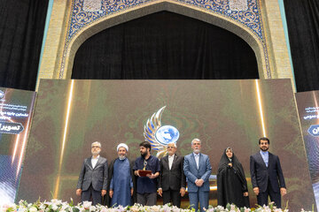 تقدیر از برگزیدگان نخستین جایزه دیپلماسی فرهنگی و عمومی جمهوری اسلامی ایران