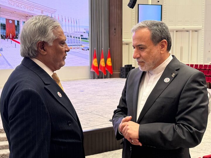 Iranian FM Holds High-Level Bilateral, Multilateral Talks on Sidelines of SCO Summit