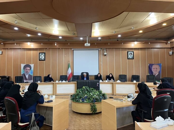 ضرورت استفاده از ظرفیت بانوان در تصمیم‌گیری‌های کلان کهگیلویه و بویراحمد