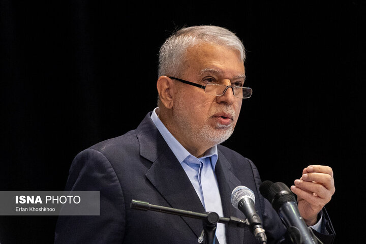 اعتمادسازی و دعوت از ایرانیان خارج از کشور اولویت ماست