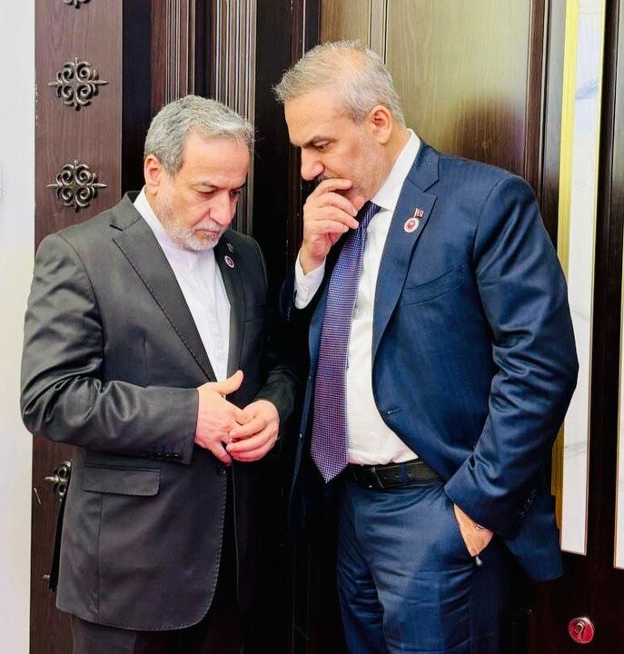 دیدار وزیران خارجه ایران و ترکیه در بیشکک