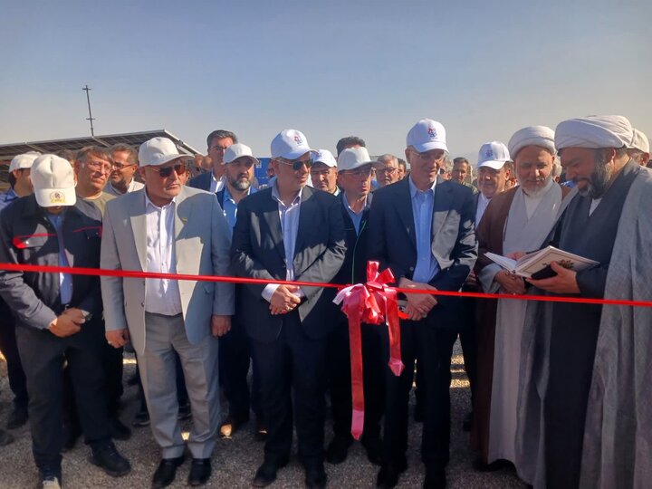 استاندار مرکزی: ۲ هزار مگاوات ظرفیت نیروگاهی در استان در دست اجراست