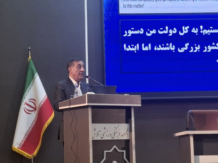 قائم‌پناه: نباید از رهبر معظم انقلاب جلوتر یا عقب‌تر حرکت کنیم