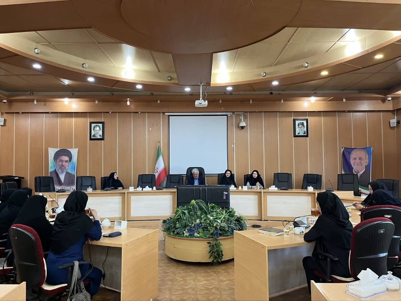 ضرورت استفاده از ظرفیت بانوان در تصمیمگیریهای کلان کهگیلویه و بویراحمد
