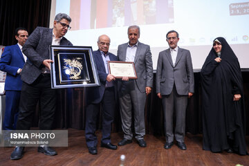 تجلیل از چهره‌های علمی اثرگذار در کنگره رویان؛ رونمایی از پوستر ۲ کنگره بین‌المللی
