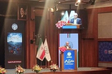  وزیر دادگستری: حمله به ایران یک جنایت بین‌المللی تحت عنوان تجاوز بود