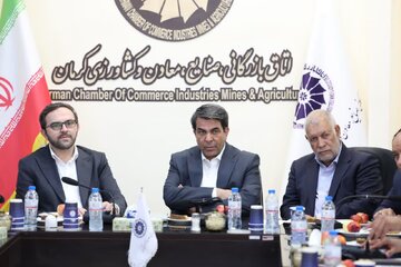 استاندار کرمان: باید در حوزه‌های تحول‌آفرین کشاورزی متمرکز شویم