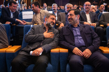 حضور سید حامد عاملی معاون صنایع ماشین‌آلات و تجهیزات وزارت صمت و اکبر بهنام جو استاندار قم در گرامیداشت روز ملی صنعت و معدن - قم